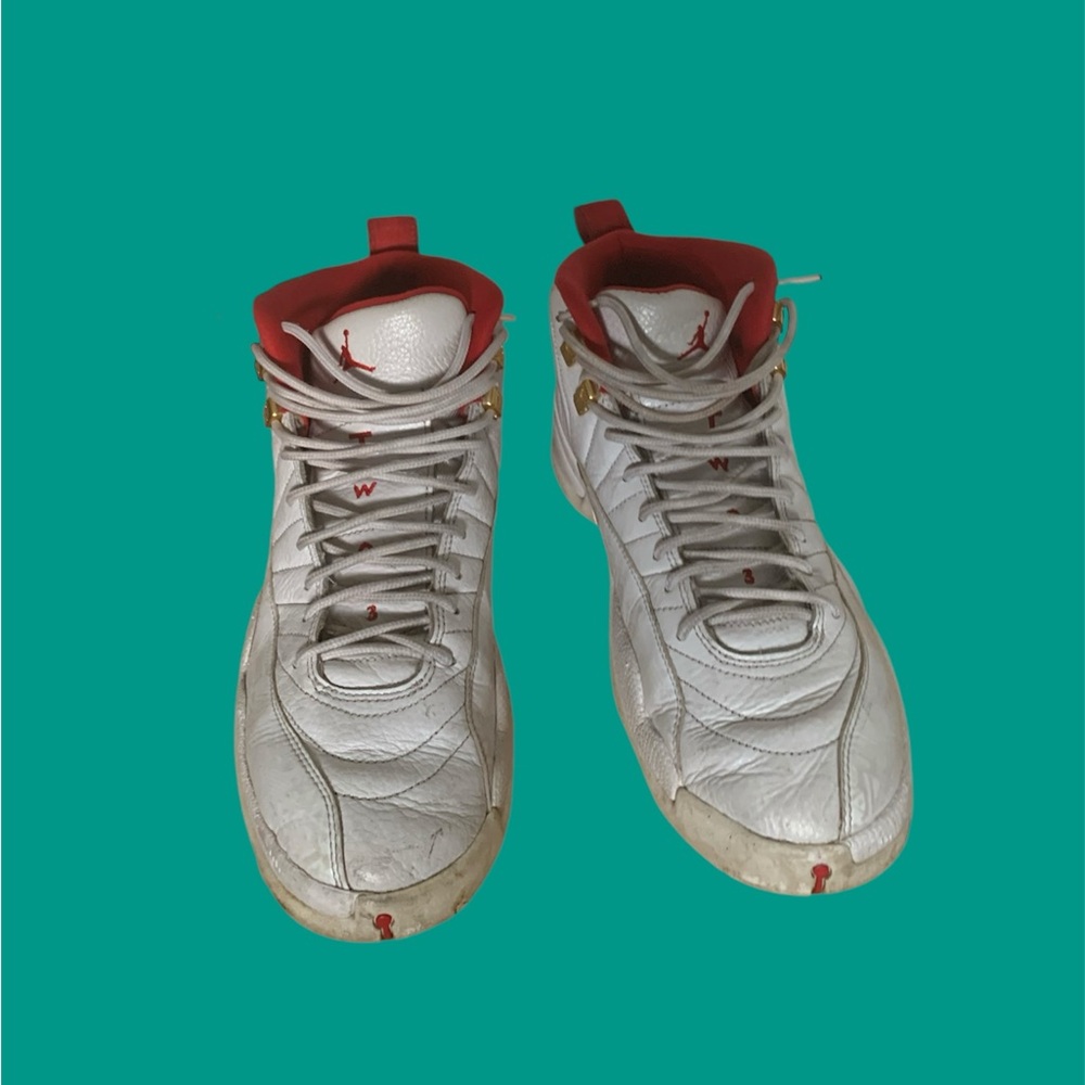 Mens Jordan 12s